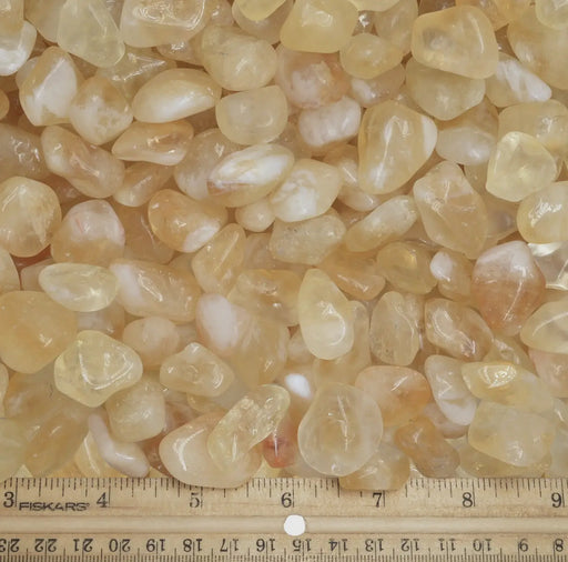 Citrine stone, an energizing and uplifting crystal for confidence and creativity