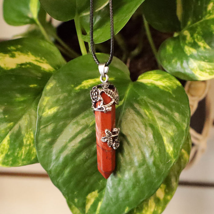 Red Jasper Flower Point Necklace